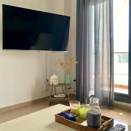 En Complejo Residencial Con Piscina Apartment *